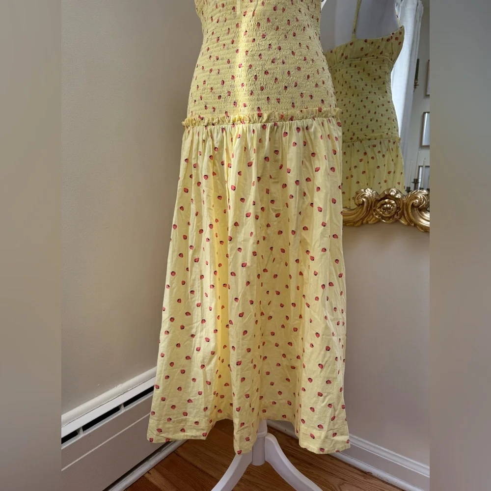 SOLD | Free People Lavender Daze Strawberry Smocked Midi Dress Size Medium NWOT - Picture 6 of 10